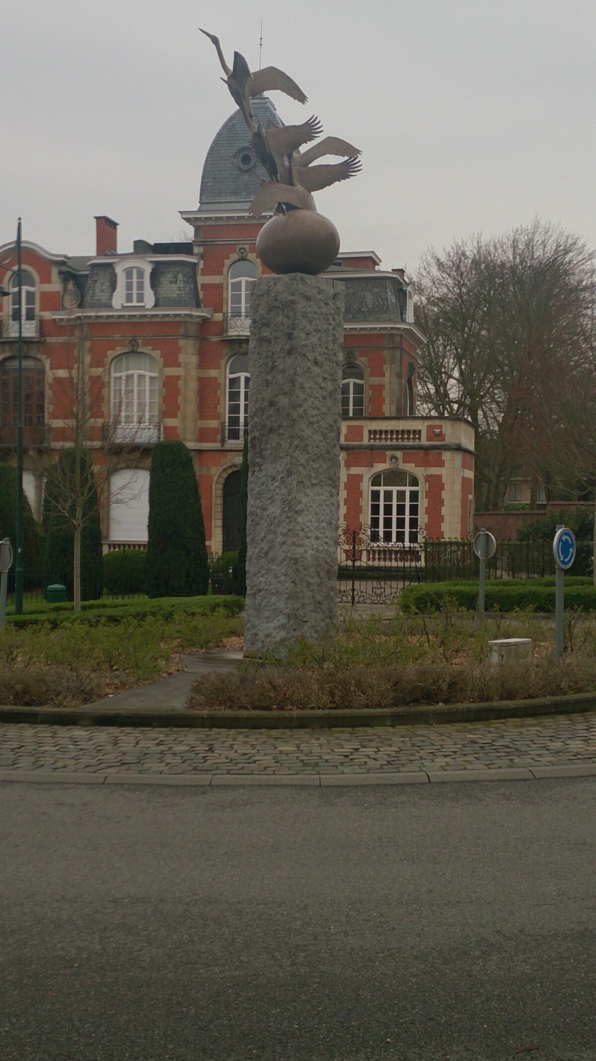  06Avril Le Droit Et Le Devoir De Comm morer Toutes Les Victimes 